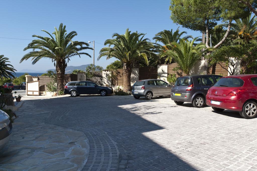 Hotel Almanarre Plage - Hotel Eco-Responsable Face A La Mer Hyères Exteriör bild